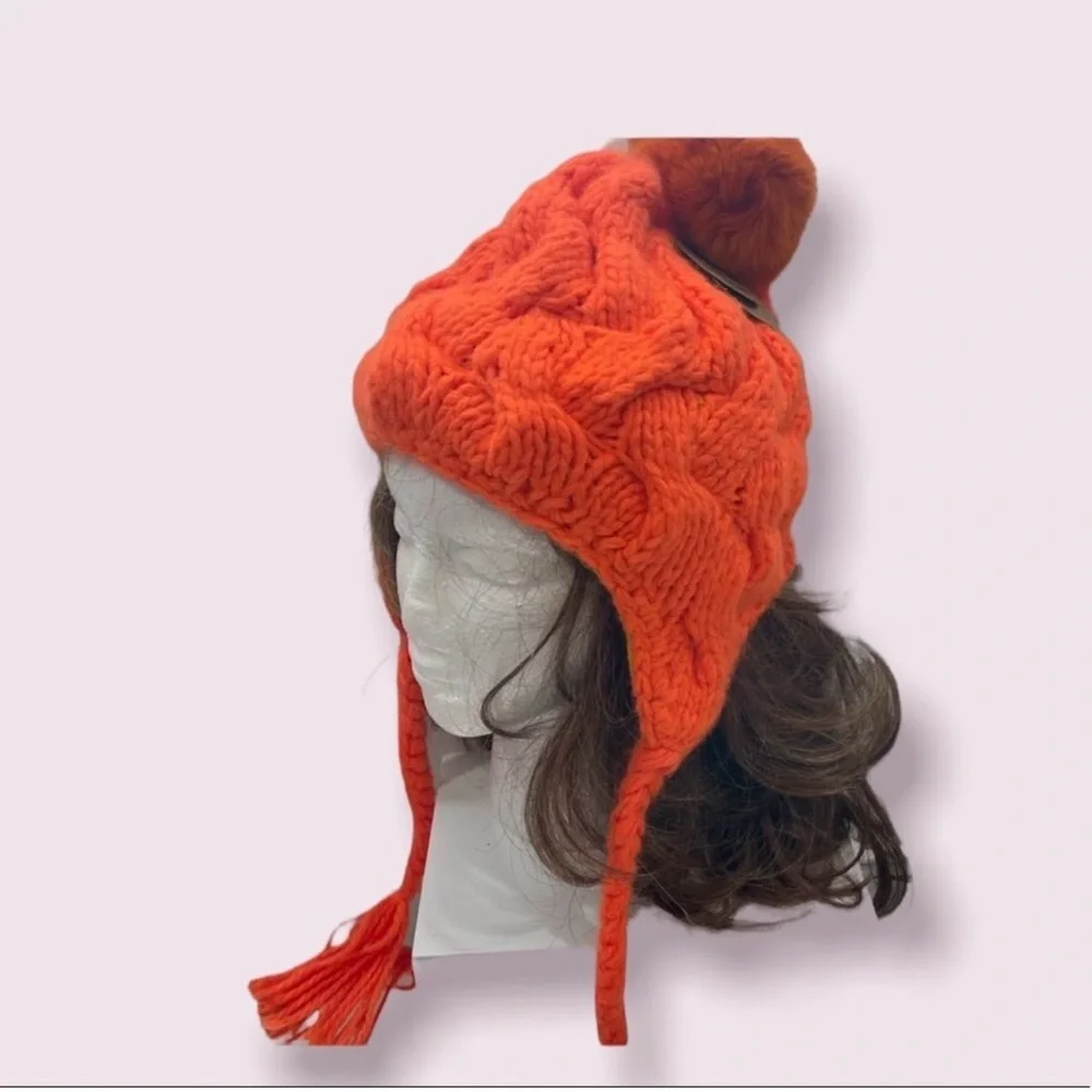 NWT Papillon Blanc Bright Orange Knit Hat